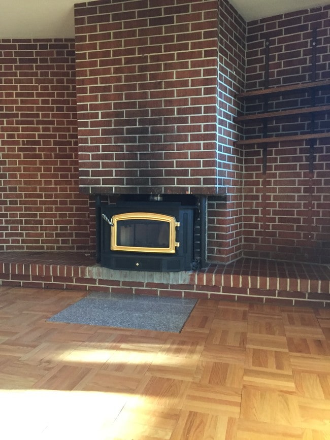 Photo - 5170 NE Willamette Ave