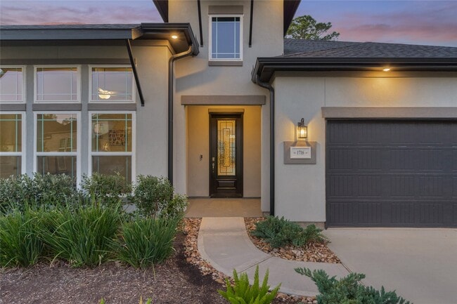 Photo - 1716 Encino Blvd