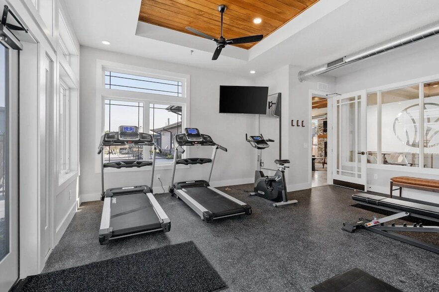 Photo - 11451 51st St NE