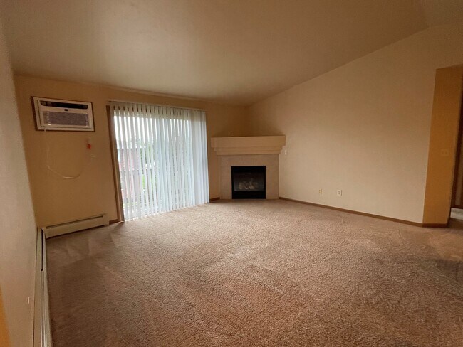 Photo - Noblemen Crossing