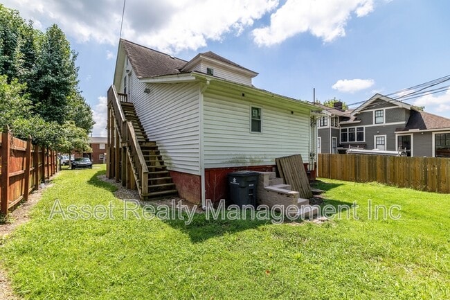 Photo - 3043 E 5th Ave