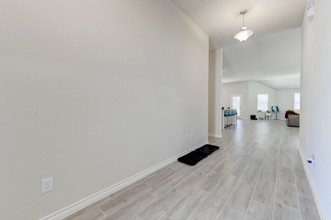 Photo - 6302 Cordillera Dr