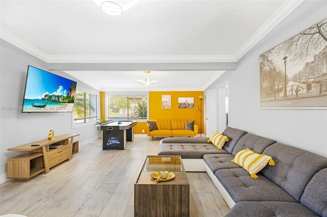 Photo - 1984 Windward Dr