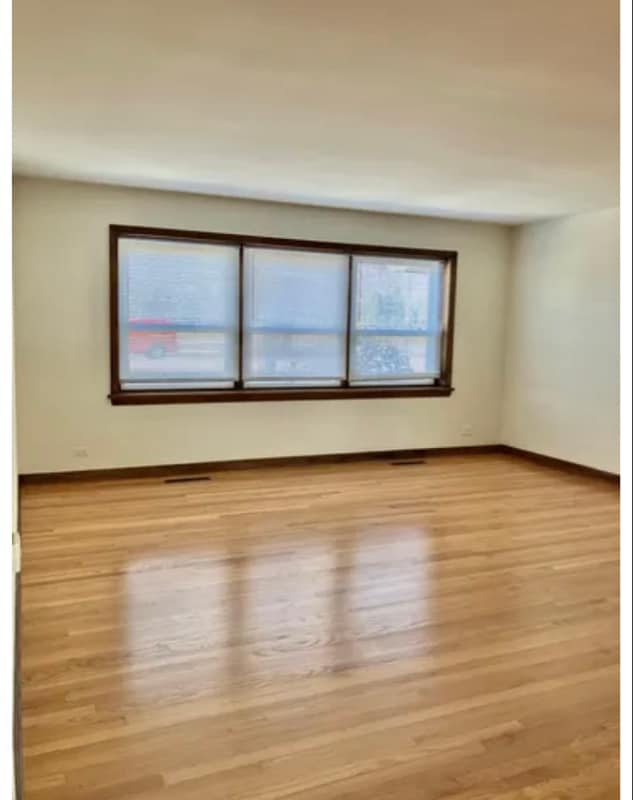 Photo - 1345 S Mannheim Rd Unit ApT 1S