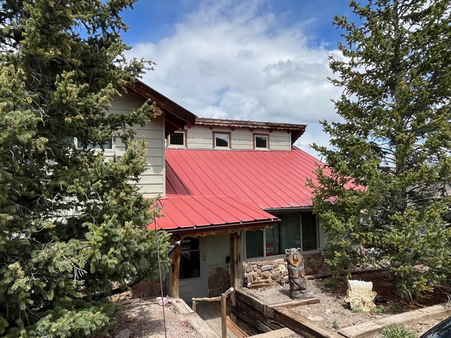 Photo - 1043 Cove Rd