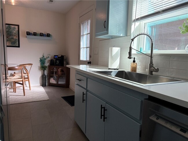 Photo - 2630 Kantz Dr