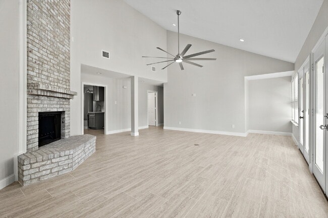 Photo - Fully Remodeled Country Home on Half an Ac...