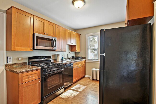 1402 N Jackson St Unit 1