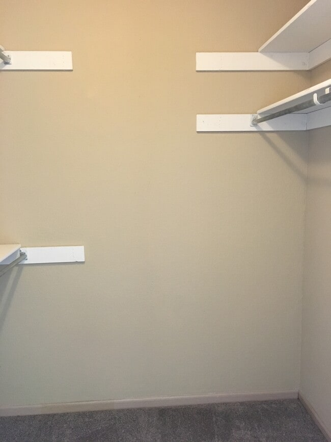walk in closet - South Gardens Townhomes