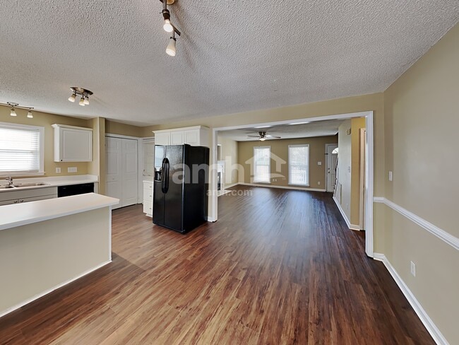 Photo - 7101 Missionary Ridge Dr