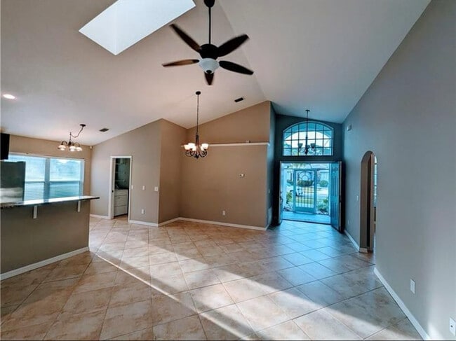 Extreme open floor plan on tile - 562 SW Saint Martins Cv Unit Lake Charles