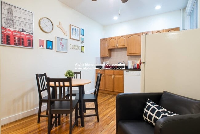 Photo - 56 Queensberry St Unit 3