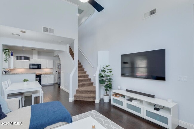 Photo - 1225 N 36th St Unidad 1116