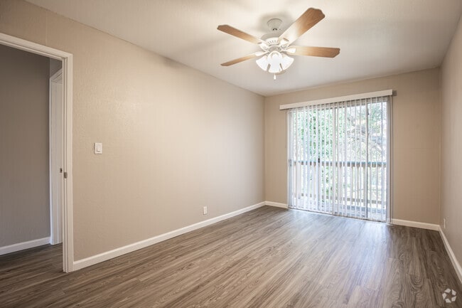 2BR, 1BA - Plan 3