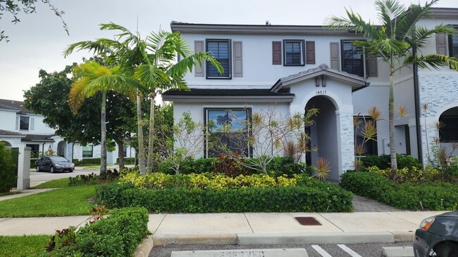Building Photo - 14817 SW 183rd Ter Rental