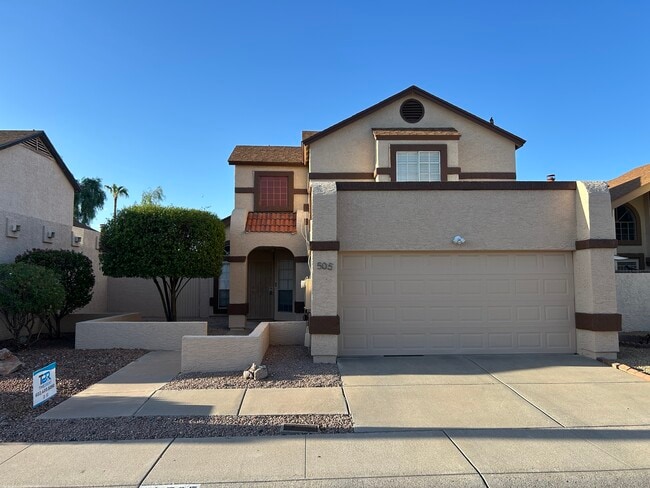 505 E Kerry Ln