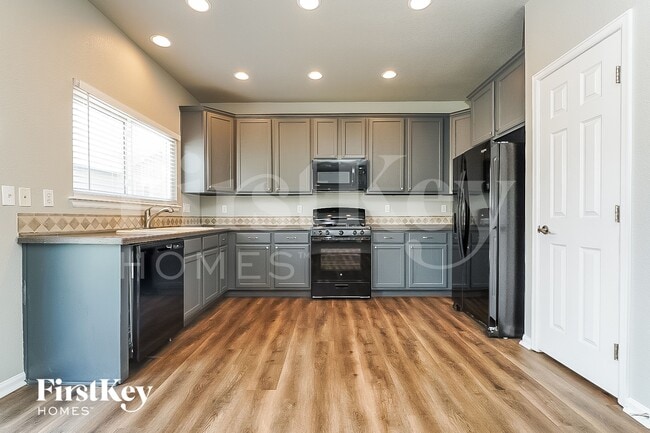 Photo - 16463 E 98th Way