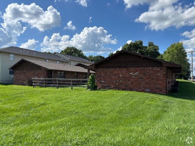 Building Photo - Cute 2 bedroom 1 bath Rental