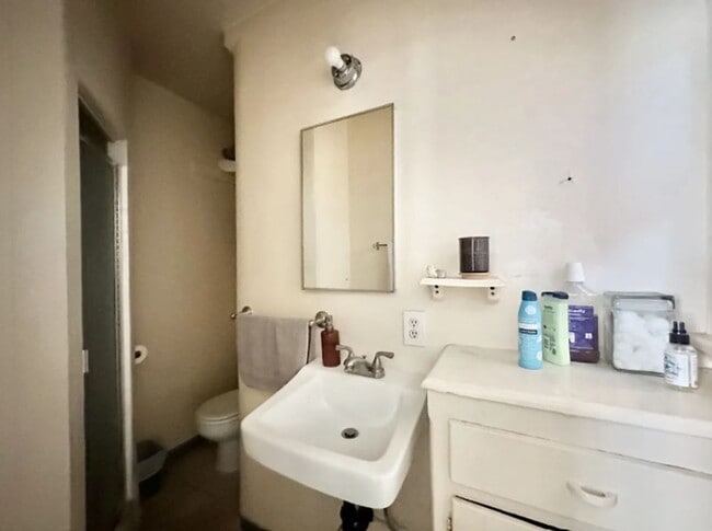 Photo - El Porto Building Unit 3616.5