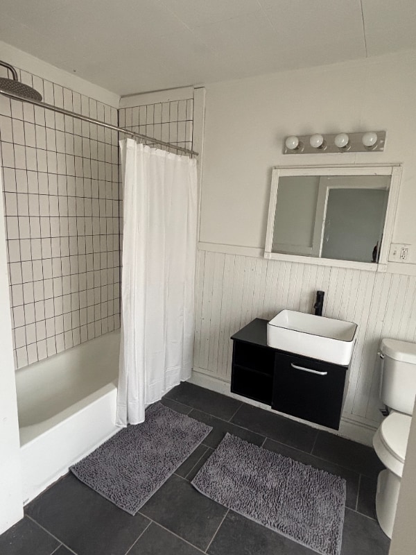 Photo - 1400 Bemis St SE