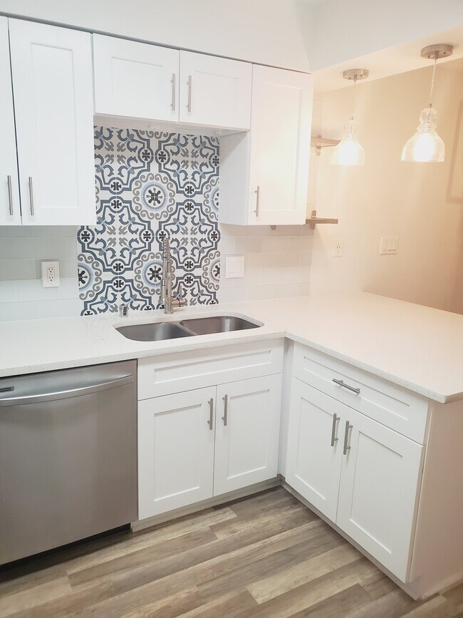 Photo - MacArthur Townhomes #601 Unit 601