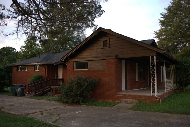 364 Chattahoochee St