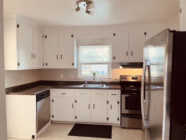 Photo - 1112 Wilson Rd