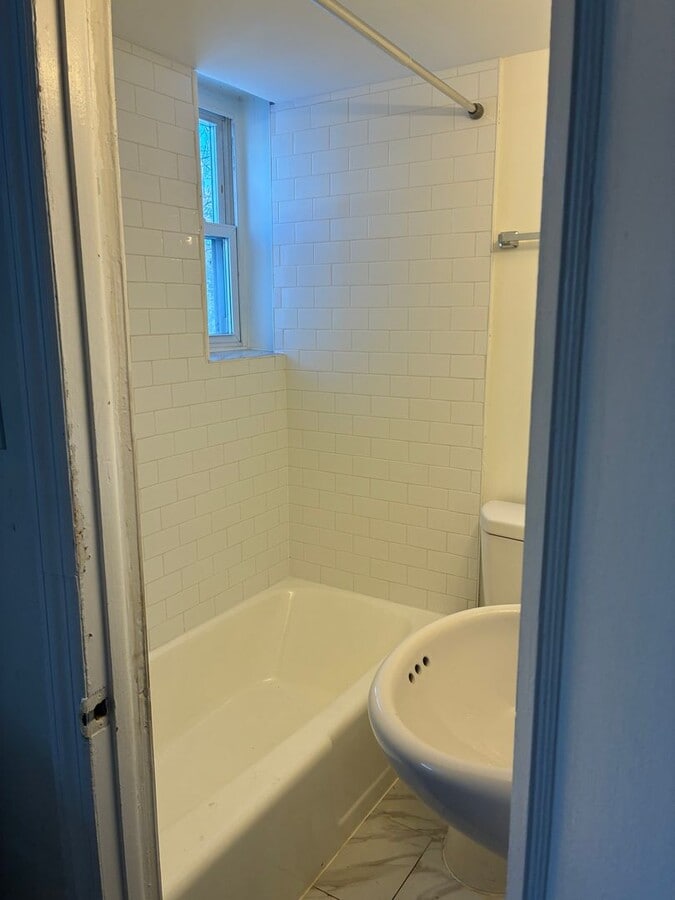 Photo - Congress Court Studio - Lansdowne, PA Unit B3