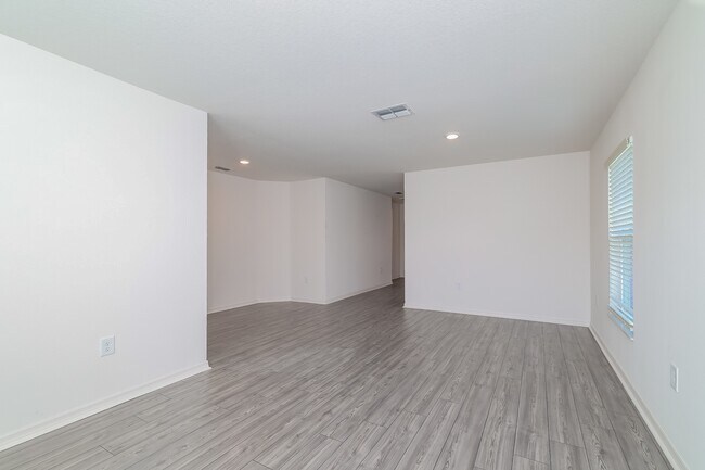 Photo - 429 Kensington View Dr