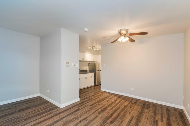 Avon North Apartments