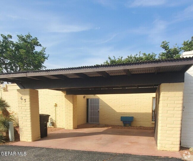 Building Photo - 15000 Ashford St Rental