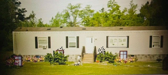 Photo - 6363 Hall Rd