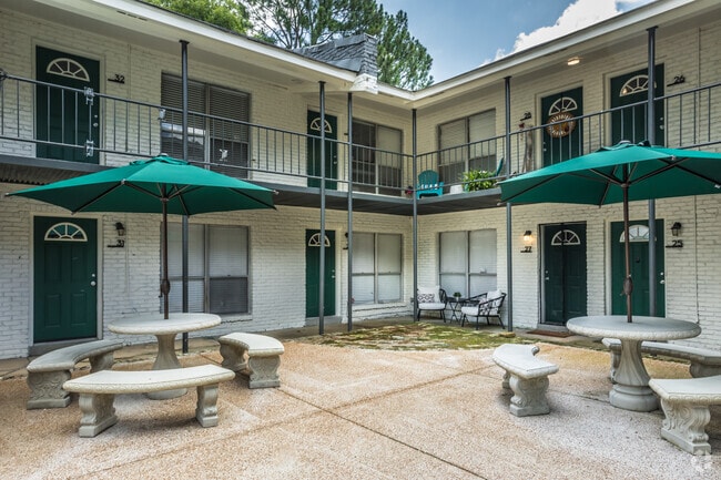 Greenline Apartments