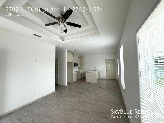 Photo - 7702 N 58th St Unidad 7702-1 58th