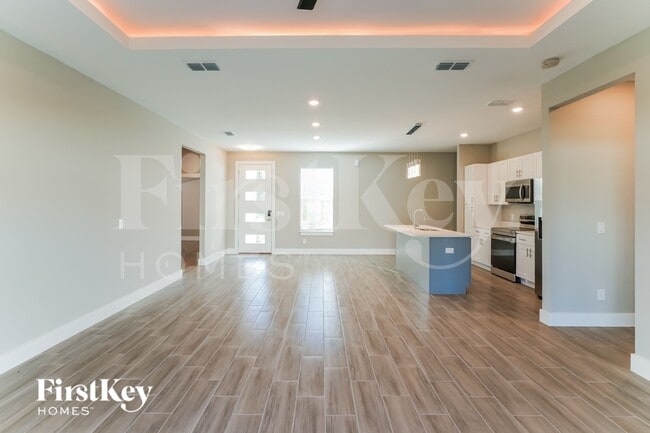 Photo - 1666 Redfin Dr