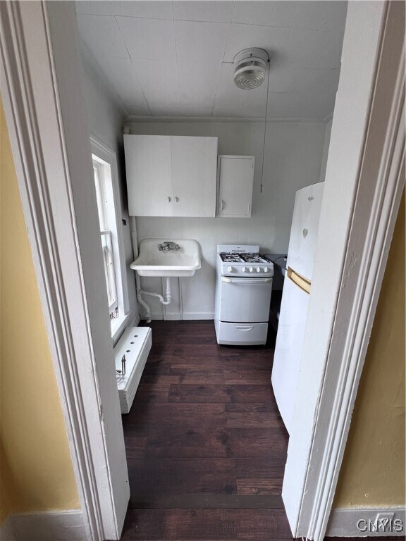 Photo - 255 W 5th St