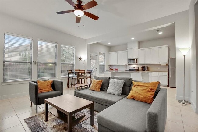 Photo - 13001 Hymeadow Dr Unit 39