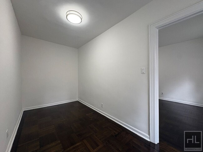 EAST 72 STREET