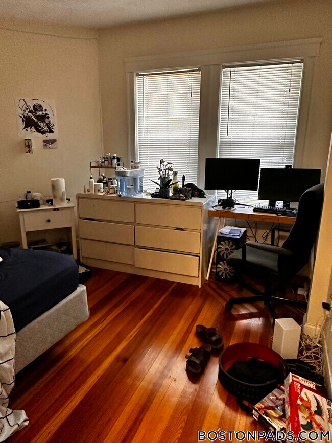 Photo - 352 Main St Unidad 1