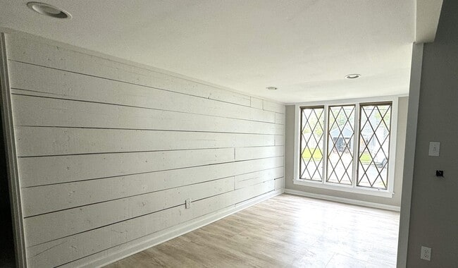 Photo - 20 Union Ave