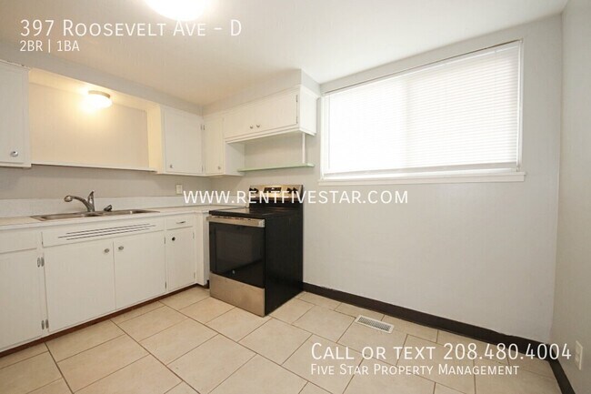 397 Roosevelt Ave Unidad D