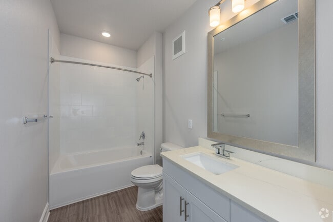 3BR, 2.5BA - 2,139SF - Second Bathroom