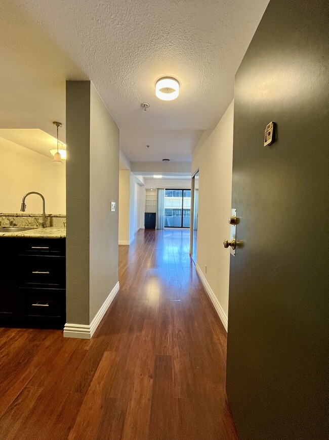 Photo - 601 Van Ness Ave Unidad 332