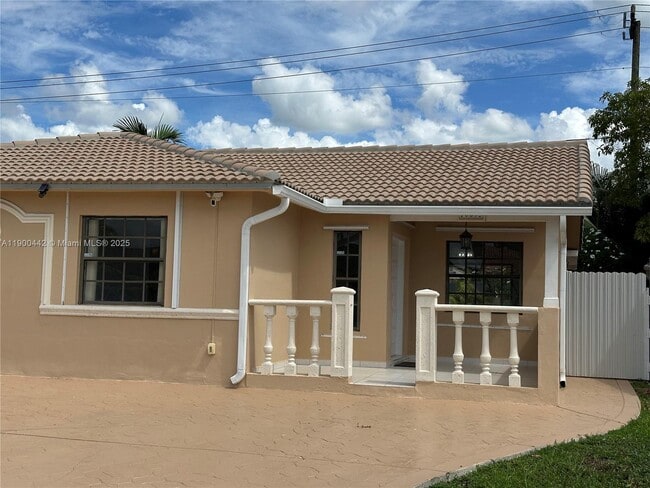 Photo - 10075 NW 129th Terrace