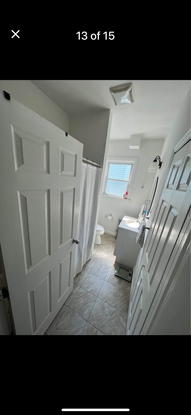 10 Bellflower St Unit Room 1