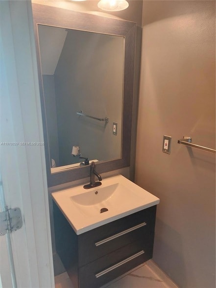 Photo - 2566 SW 82nd Ave