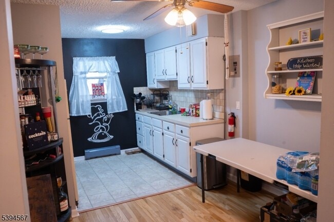 Photo - 37 Espy Rd Unit 6B