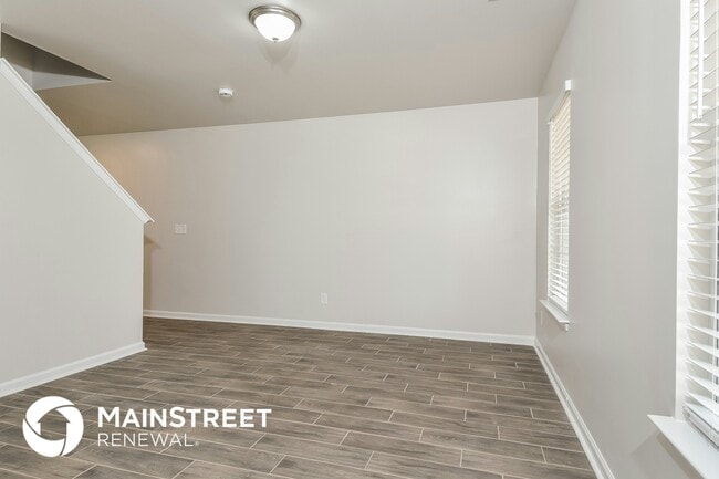 Photo - 4902 Mystic Oak Dr