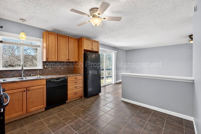 Photo - 12887 Fox Haven Dr