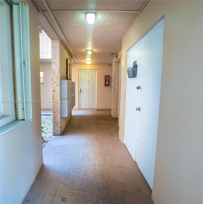 Photo - 9481 Evergreen Pl